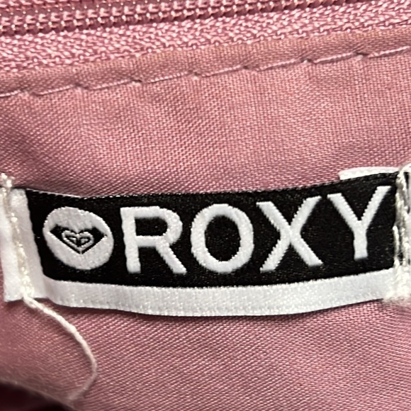 Roxy large mauve/pink tote bag with sequined heart design. - Picture 11 of 12